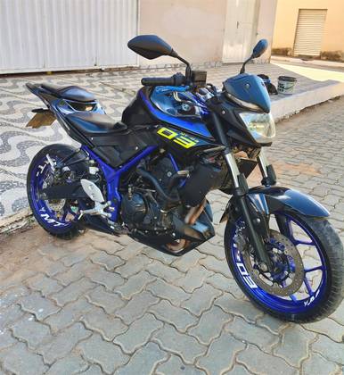 YAMAHA MT-03 